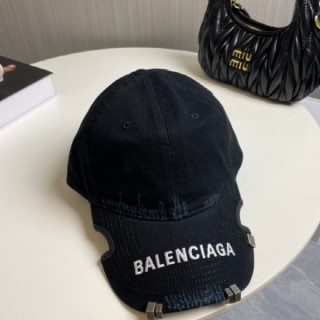 발**** 모노그램 자수 리벳 모자 블랙 b*lenciaga