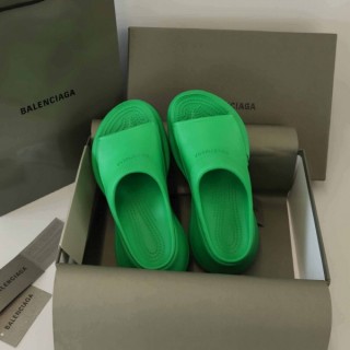 [ B ] 수입최상급 여자 샌드풀 Crocs 러버 (여성)