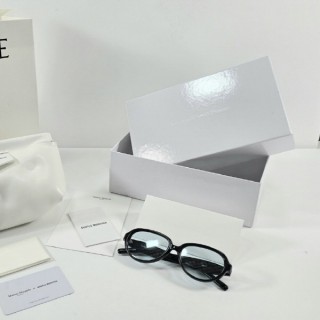 젠* X 메* 마르지엘라 MM211 01(GR)