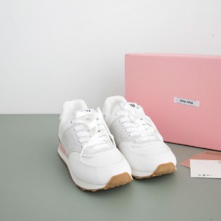 미* 콜라보 화이트 스니커즈 (여성)