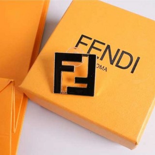 팬* FF로고 금장 이어링