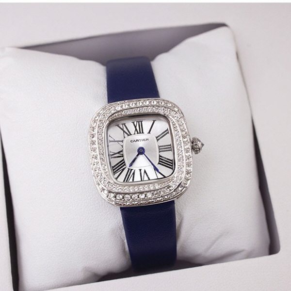 까* Coussin de Cartier watch