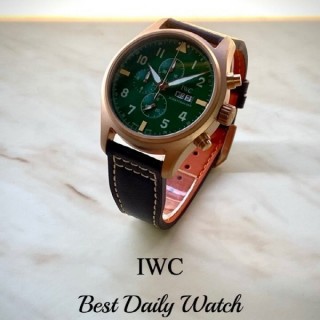 IW* 파일럿 워치 크로노그래프 스핏파이어 무광그린다이얼 데이 데이트