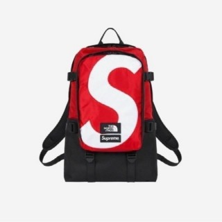 슈** x 노**** 백팩 레드