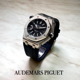 오데* 로얄오크 오프쇼어 다이버 크로노그래프 블랙다이얼