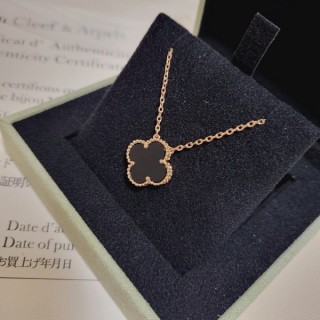 반*** 아펠 알함브라 목걸이