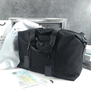 프** 더플백 삼각 로고 트래블 백 블랙 2VC796 2DMH F0002